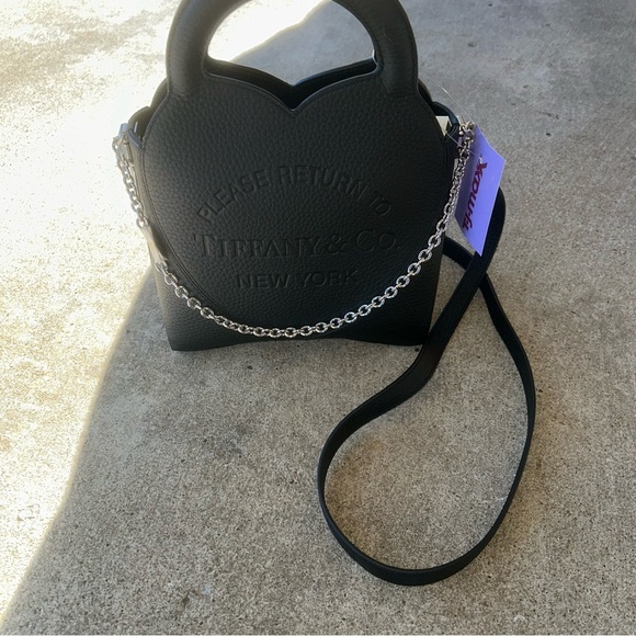 Tiffany & Co. Black Heart Shaped Bag NEW Leather Bucket Bag Silver Chain Strap - Picture 8 of 9